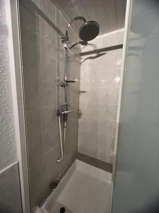 Bourbonne Les Bains, Appartement T2 Pour 2 エクステリア 写真
